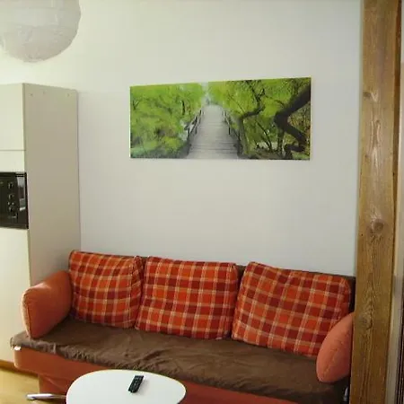 Apartamento Allsaitig Klang- Und Seminarzentrum *
